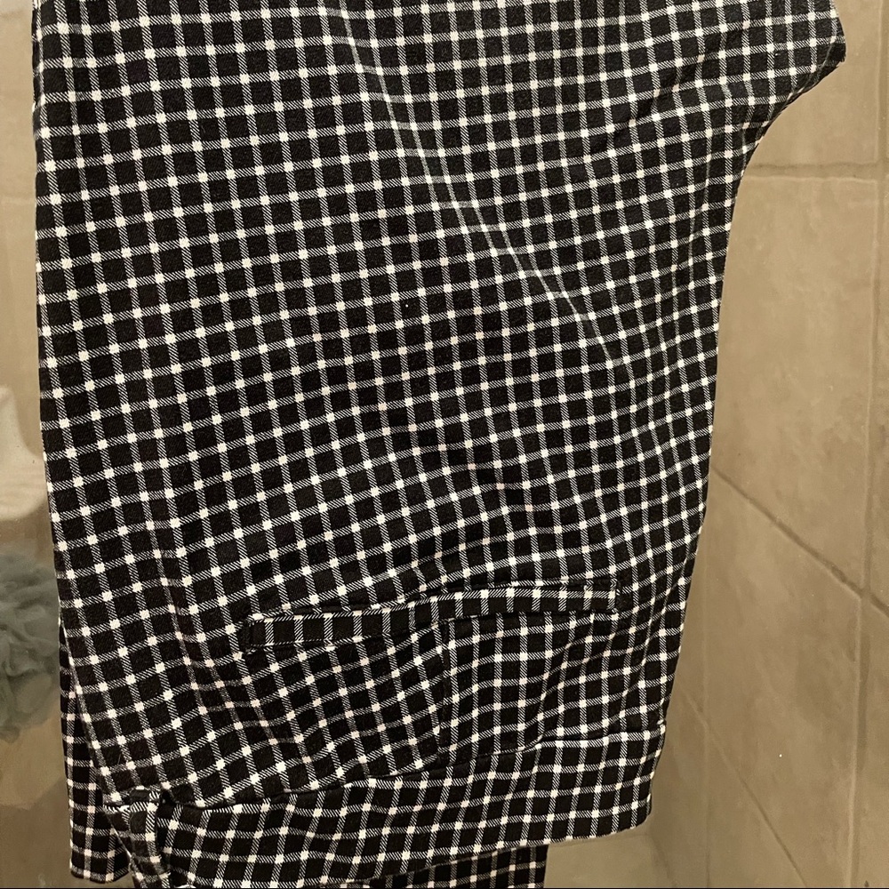 Old Navy pixie ankle size 16 black gingham